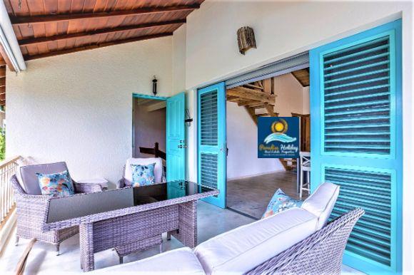 Oportunidad un Apartamento de 3 Habitaciones frente al mar con una piscina común y un jacuzzi . Ubicado en playa las Ballenas, dentro de un Hotel muy