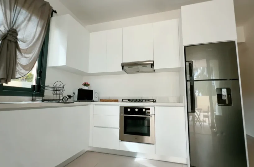 apartamento en venta las terrenas samana cocina nevera estufa