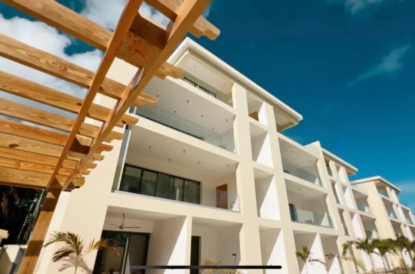 apartamento en venta las terrenas samana edificio exterior