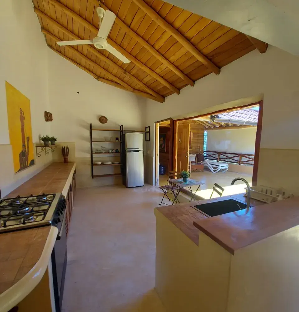 apartamentos en playa las ballenas cocina equipada