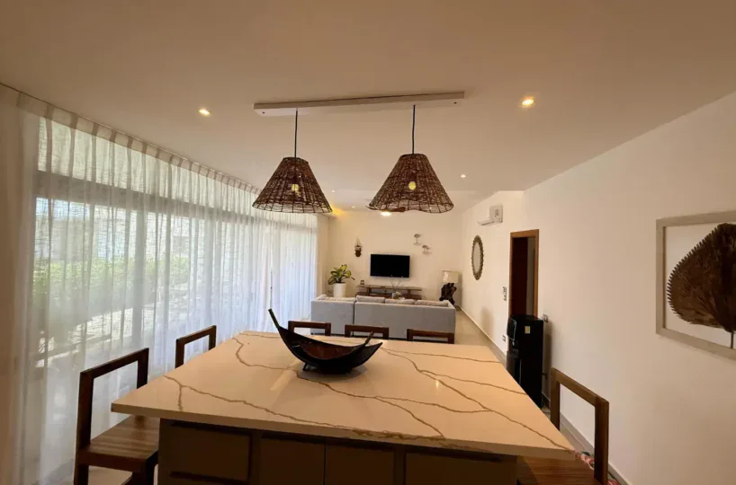 apartamentos frente al mar en venta en las terrenas comedor