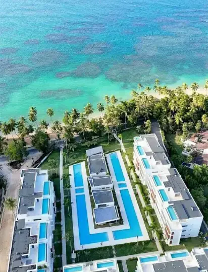 apartamentos frente al mar en venta en las terrenas vista exterior aerea del proyecto