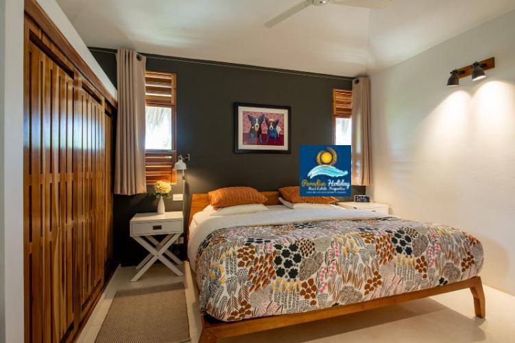 Acoge alojamiento en habitación moderna y cómoda en Las Terrenas, República Dominicana, perfecta para vacaciones y residencias.