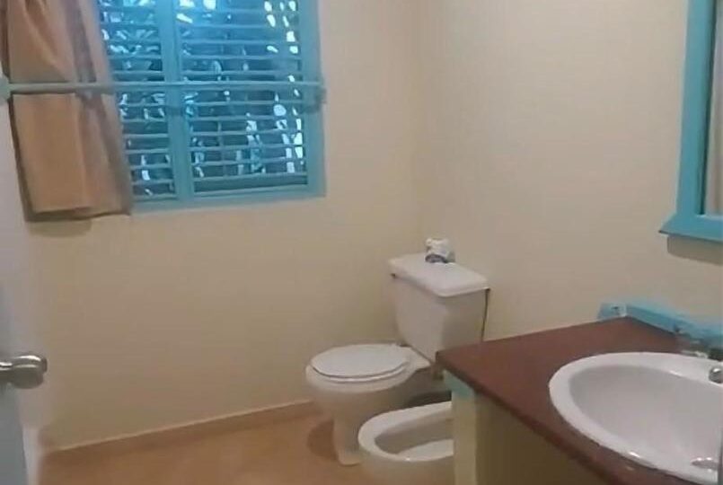 cheap condos for sale in dominican republic baño desde otro angulo