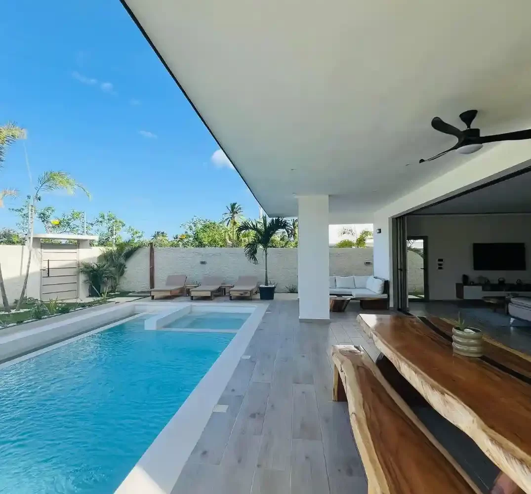 terraza con piscina privada villa moderna las terrenas