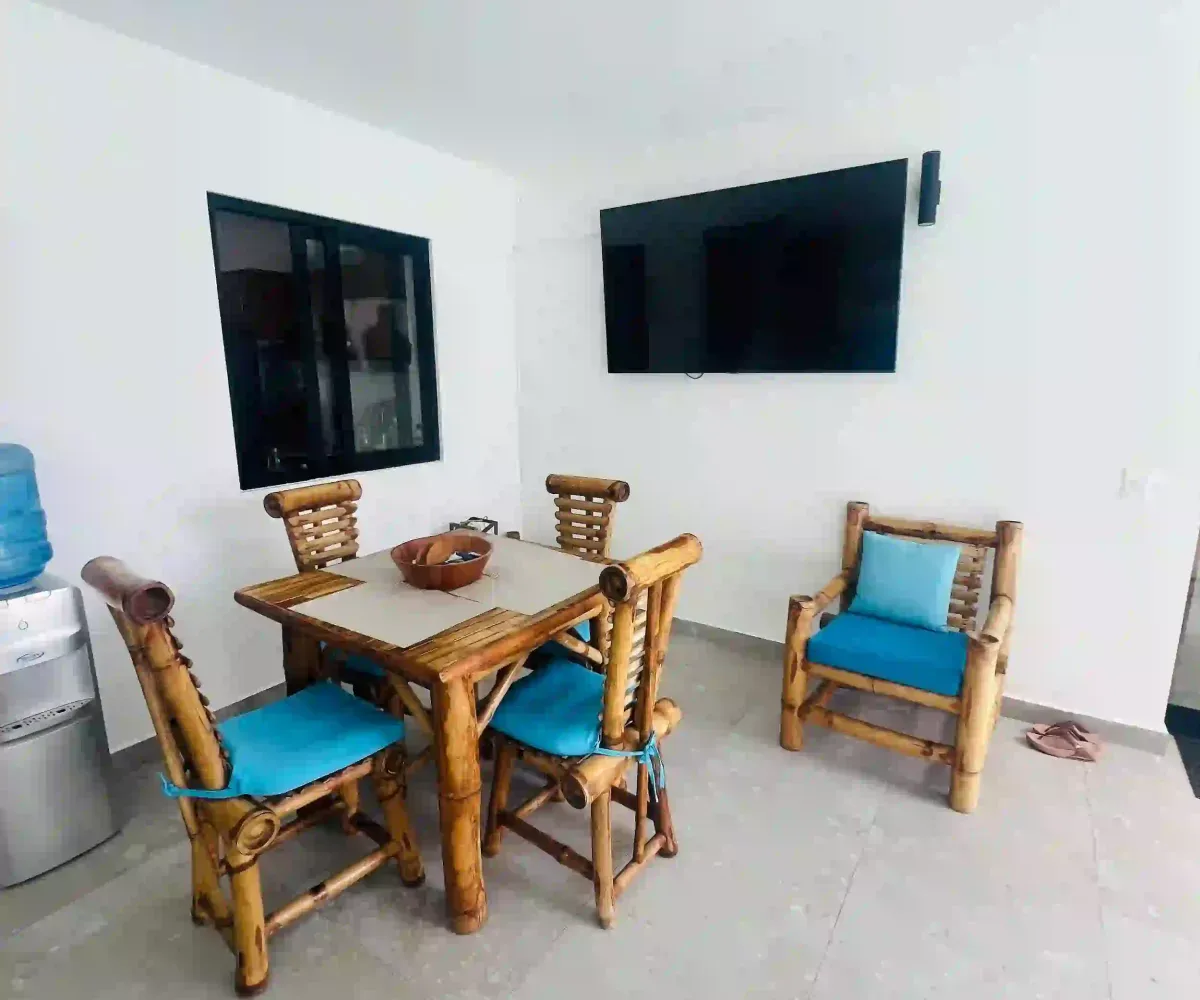 Inmobiliarias Paradise Holiday Vende