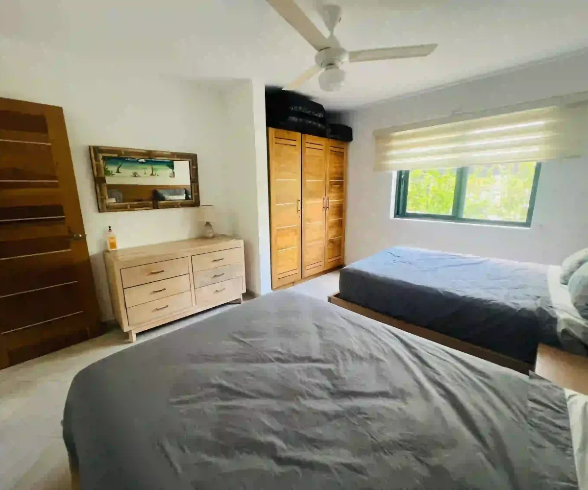 Inmobiliarias Paradise Holiday Vende