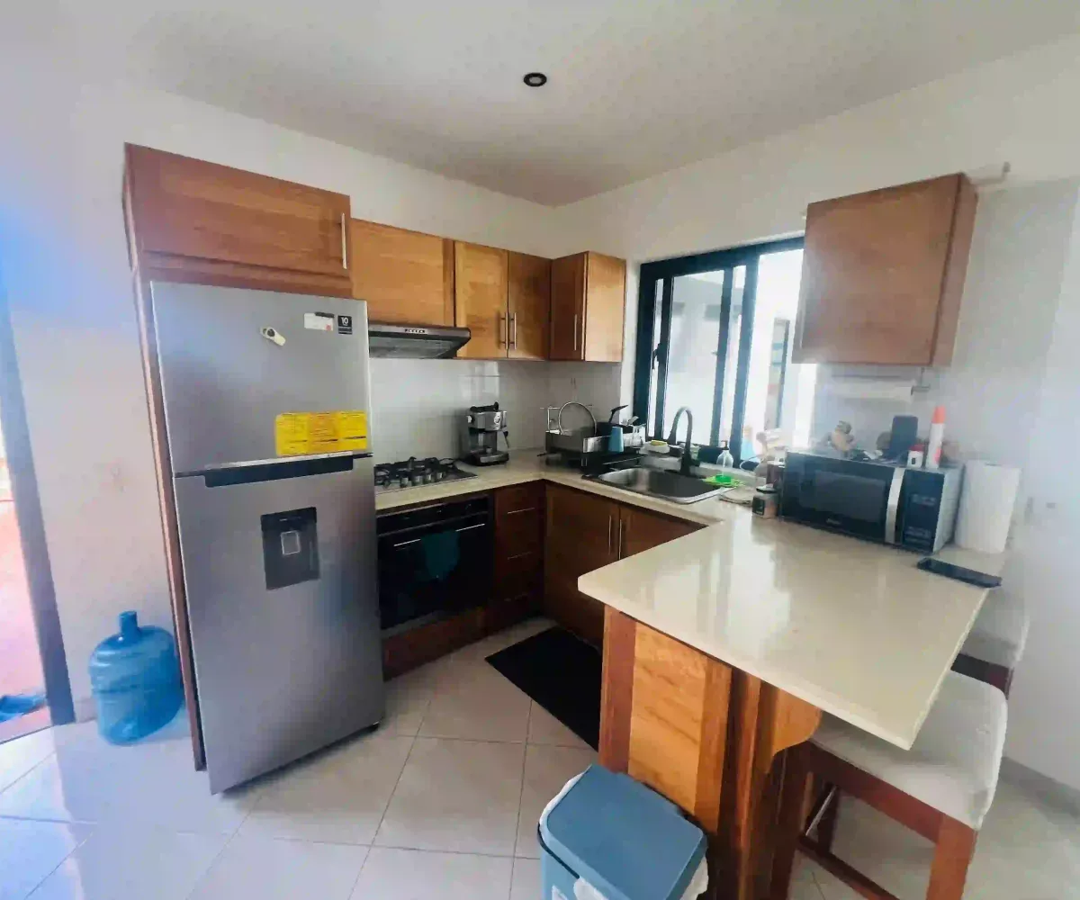 Inmobiliarias Paradise Holiday Vende