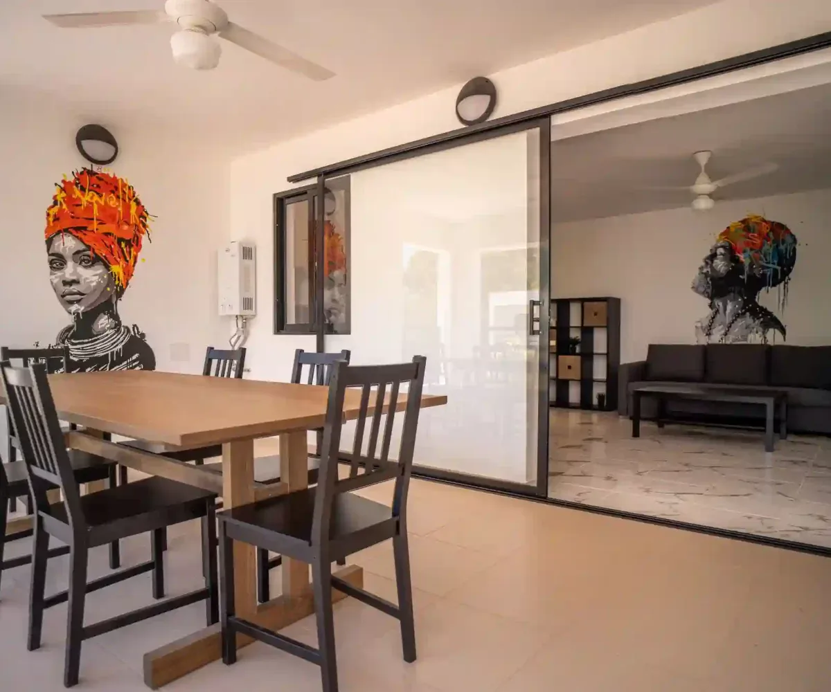 Inmobiliarias Paradise Holiday Vende