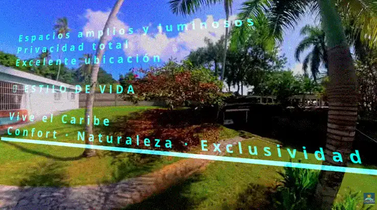 villa en venta en Samaná en la playa garaje