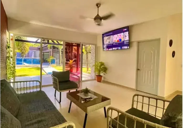 villas en terrenas republica dominicana mecedora en una de la sala de estar