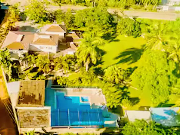 villas en terrenas republica dominicana vista aerea de la villa y la piscina
