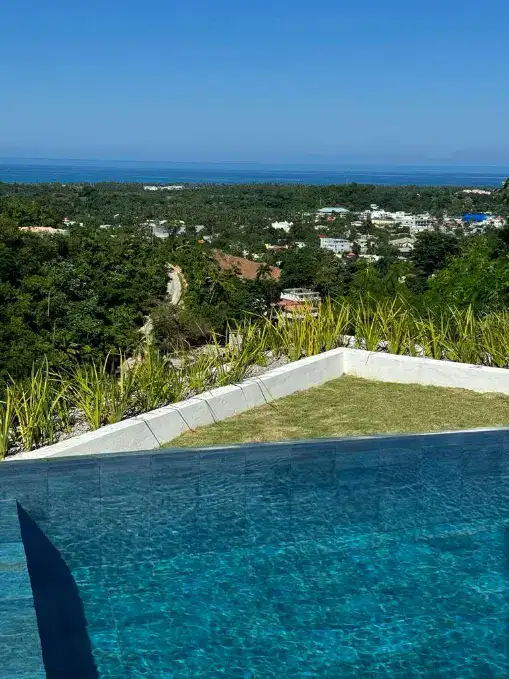 villas en venta en republica dominicana vista desde la piscina al mar y luagares de intereses